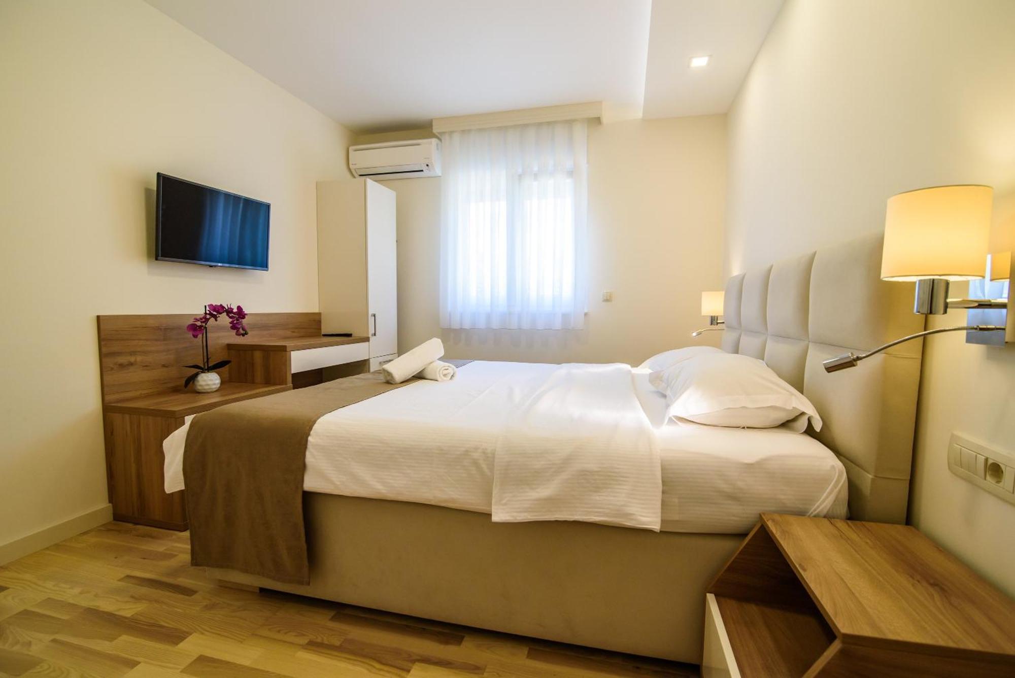 Apartments Leone Lukas Promajna Chambre photo