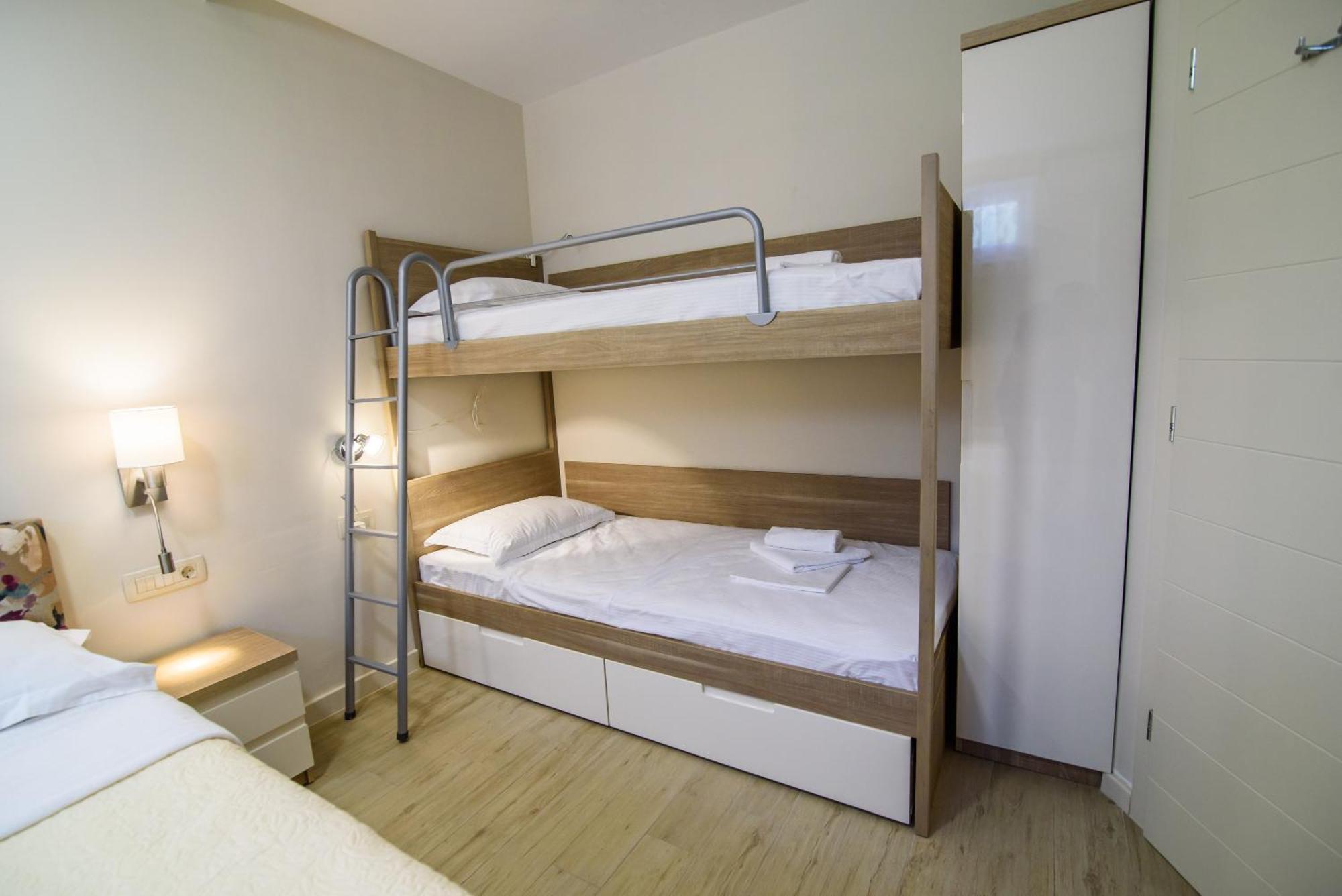 Apartments Leone Lukas Promajna Chambre photo