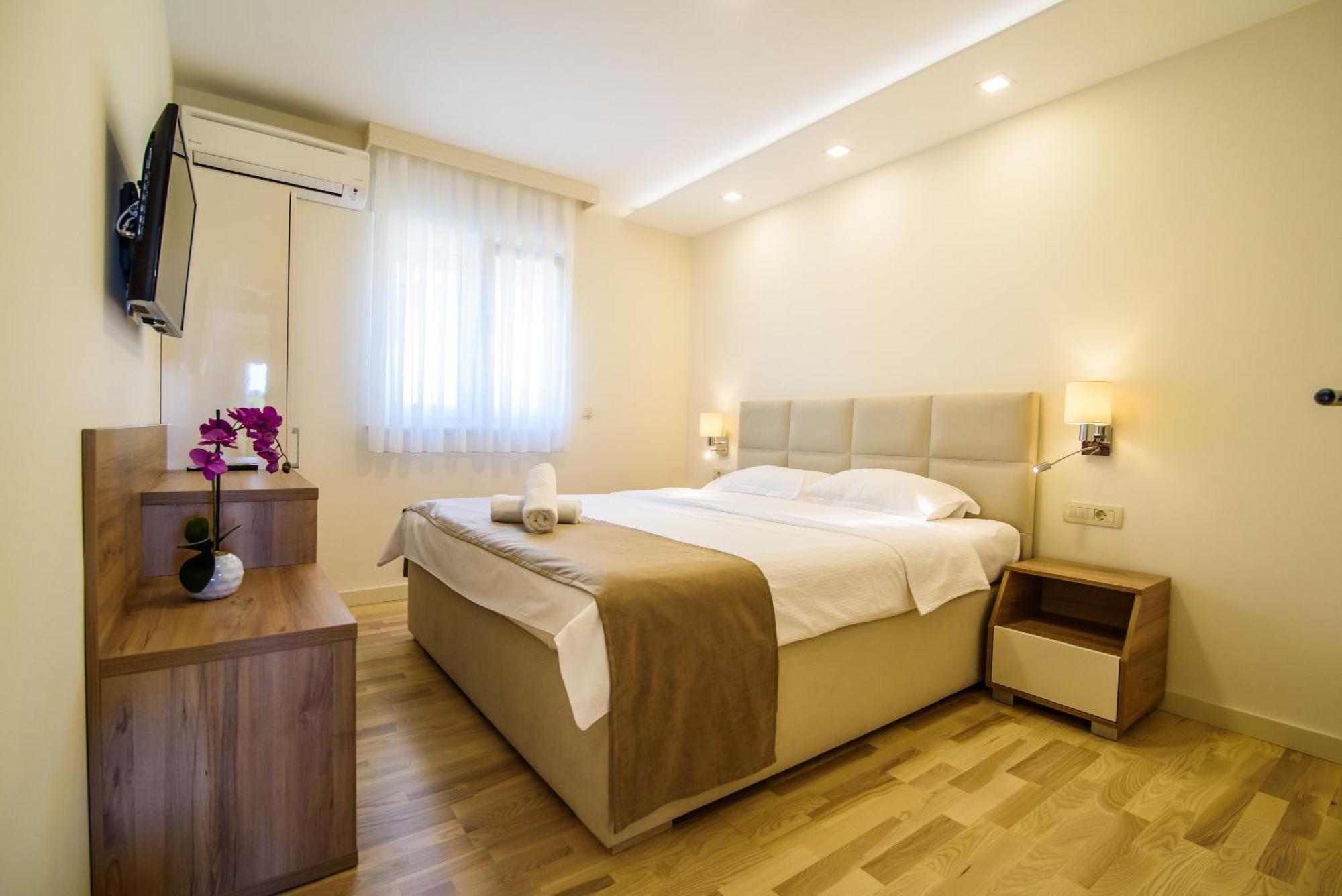 Apartments Leone Lukas Promajna Chambre photo